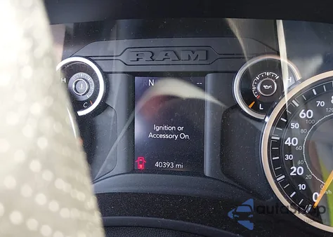 2021 Ram 2500 Tradesman 4X4 6'4 Box z USA, uszkodzony, nr VIN 3C6UR5CL8MG696500